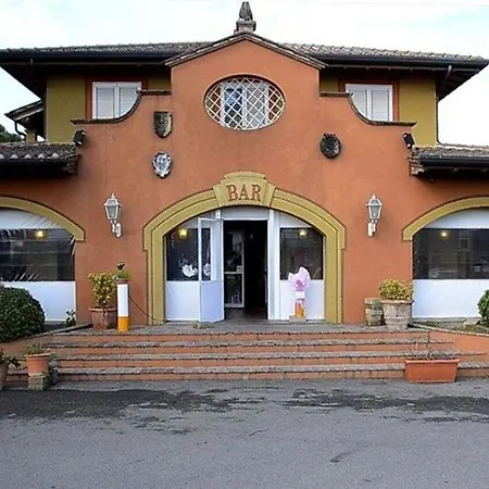 Borgo Il Poeta 4*