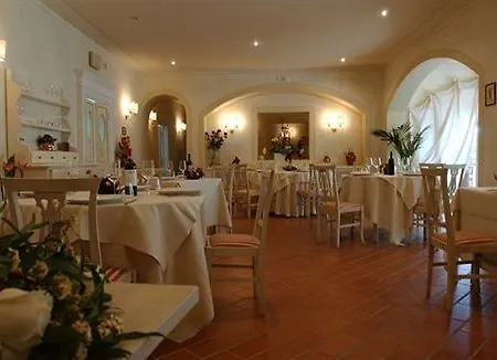 Borgo Il Poeta 4* Santa Maria a Monte
