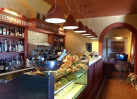 Borgo Il Poeta 4*
